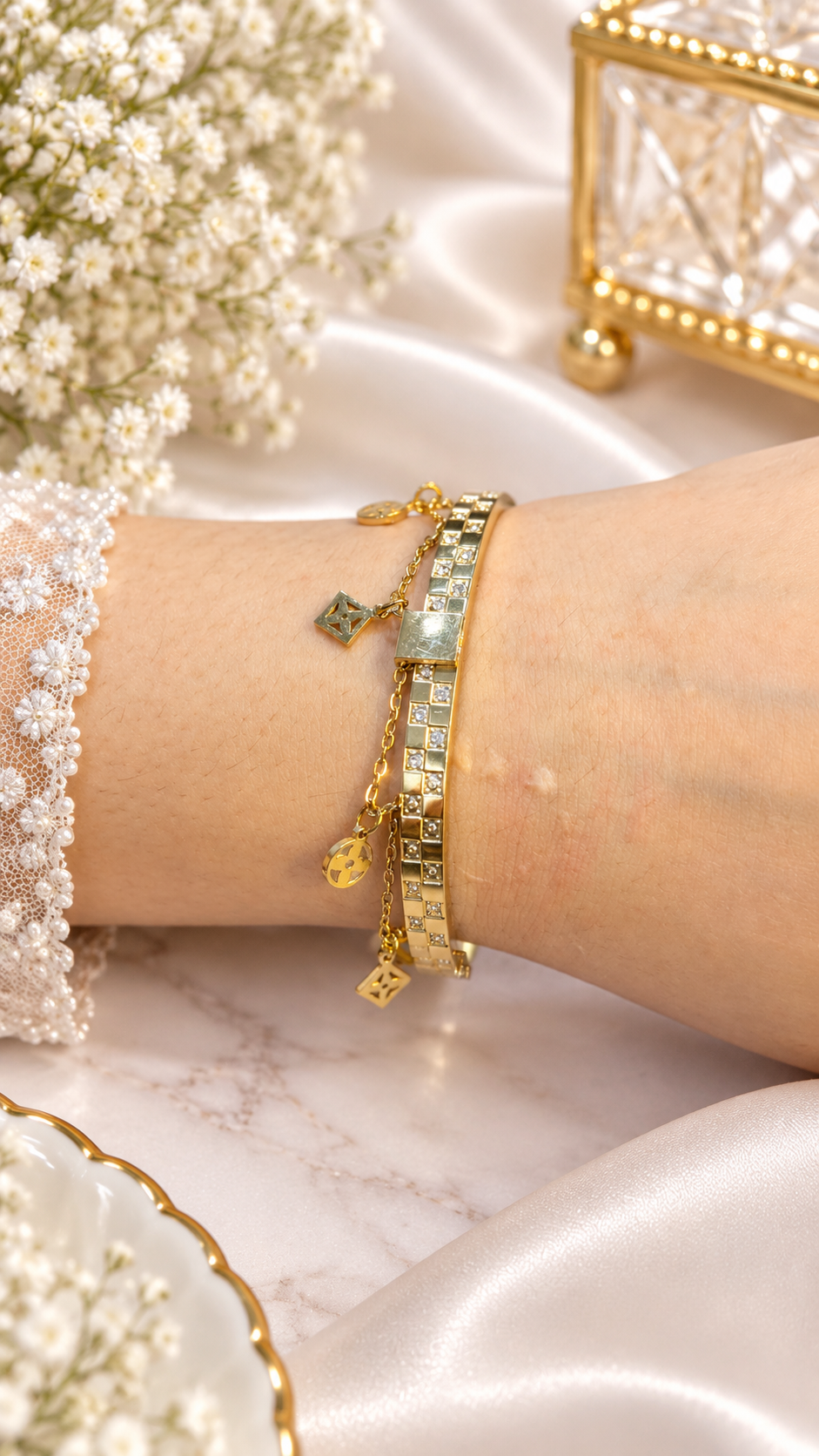 NA 045 Gold-Plated Charm Adjustable Bracelet