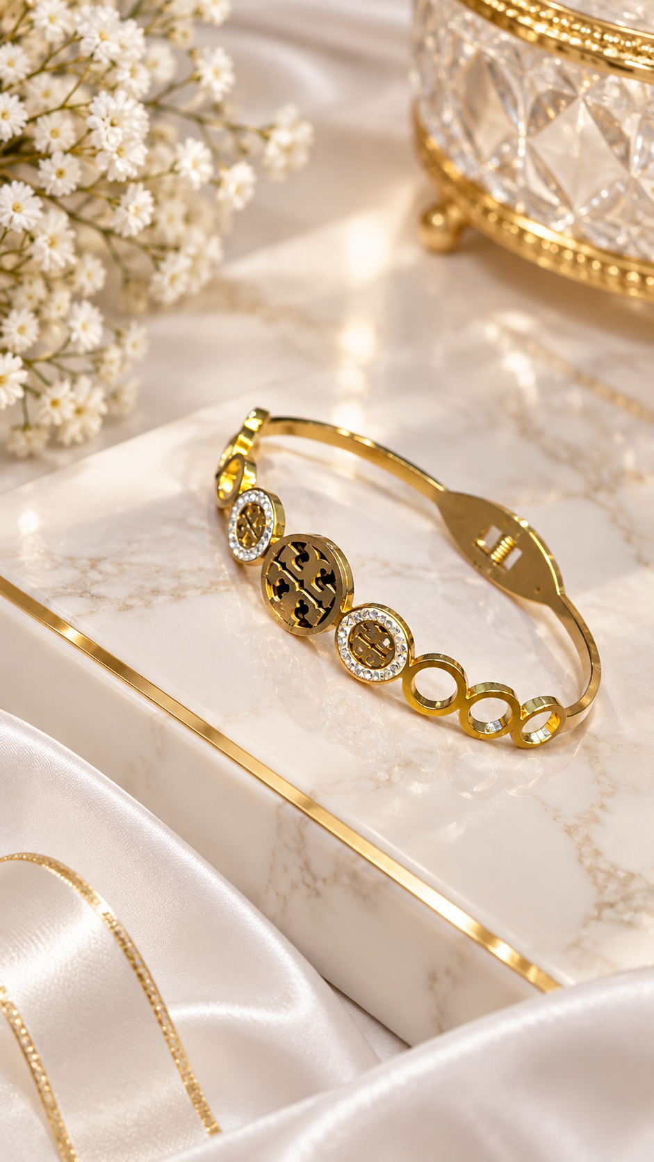 Luxury Crystal Medallion Adjustable Bracelet