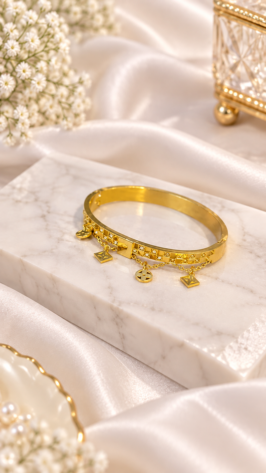 NA 045 Gold-Plated Charm Adjustable Bracelet