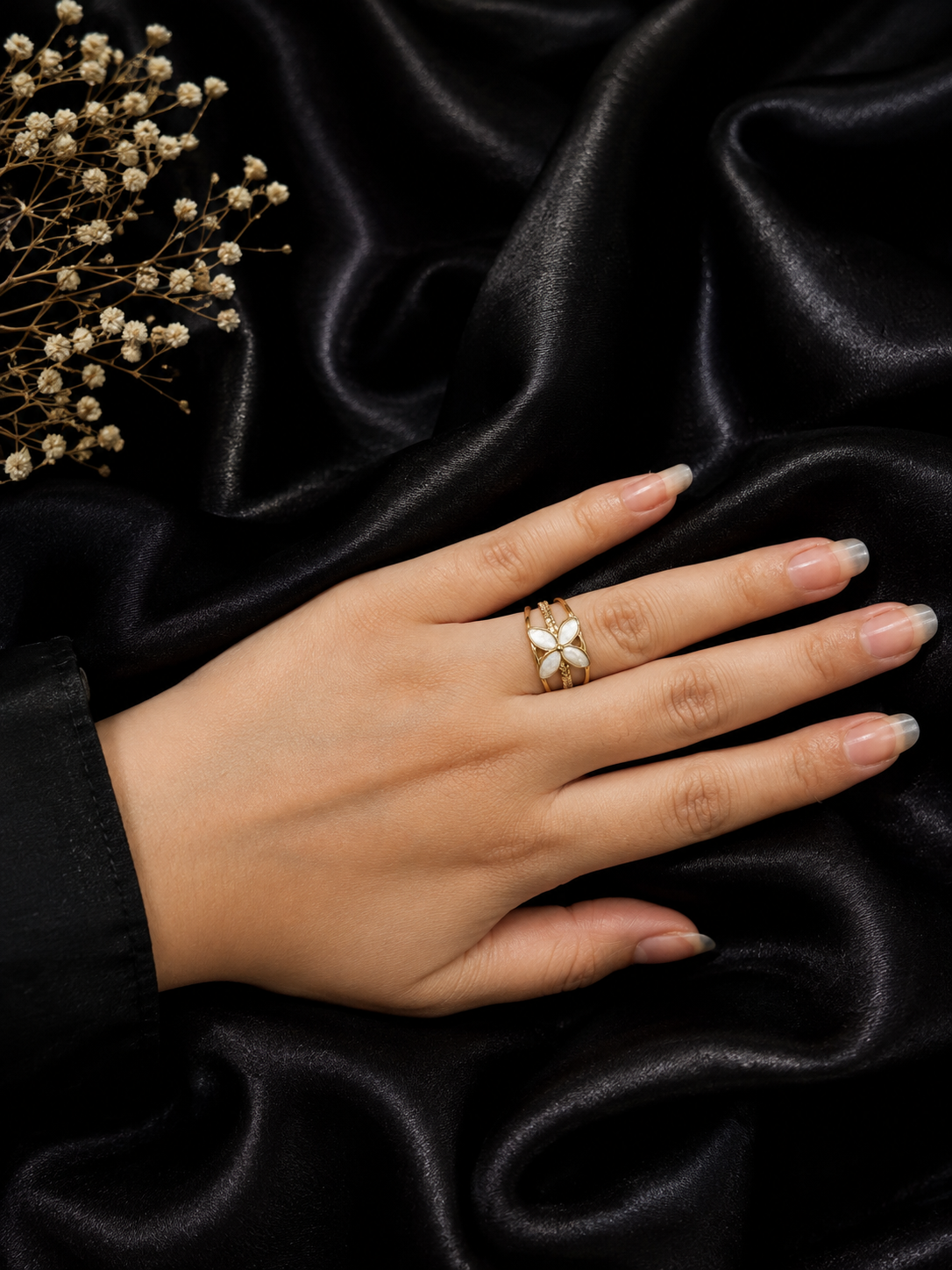 Golden Korean Floral Ring
